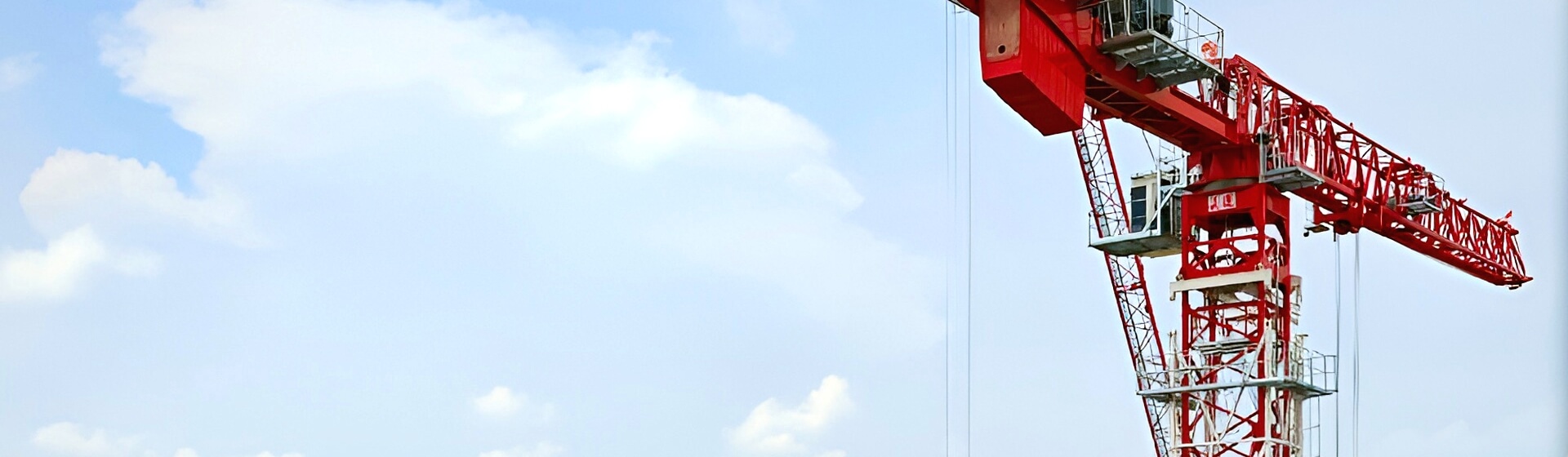 Several high-capacity Potain topless tower cranes – a mix of MCT 565A and MCT 1005 models – are hard at work on a new government housing project in western Singapore. Several-large-Potain-topless-cranes-selected-for-Singapore-HDB-housing-project.jpg