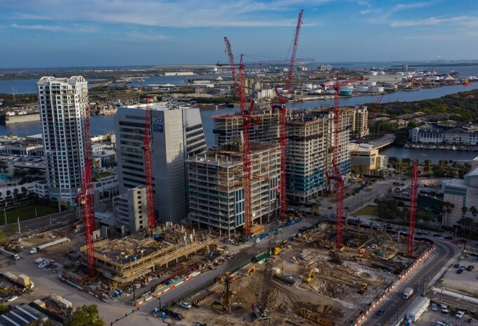 Potain-fleet-helps-construct-large-scale-housing-development-in-Tampa-1.jpg