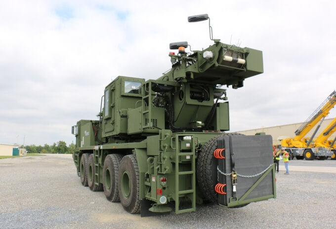 Manitowoc-starts-deliveries-of-Grove-GMK4060HC-all-terrain-cranes-to-the-Army-02.jpg