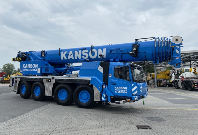 Kanson-adds-three-new-Grove-GMK4100L-1-cranes-to-expand-its-Hong-Kong-fleet-2.jpg