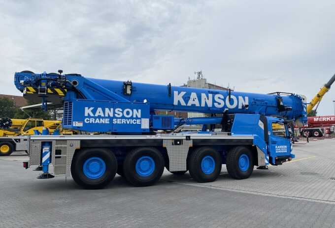 Kanson-adds-three-new-Grove-GMK4100L-1-cranes-to-expand-its-Hong-Kong-fleet-3.jpg