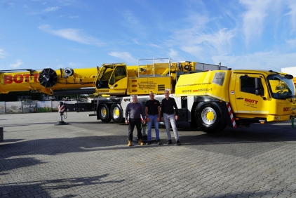 From left to right: Wolfgang Hansen, Bott Group; Daniel Matheis, Bott Group; and Lukas Brämer, KranAgentur Werner. Bott-Group-welcomes-its-30th-Grove-Mobile-Crane--A-GMK5250XL-1-joins-the-fleet-01.jpg